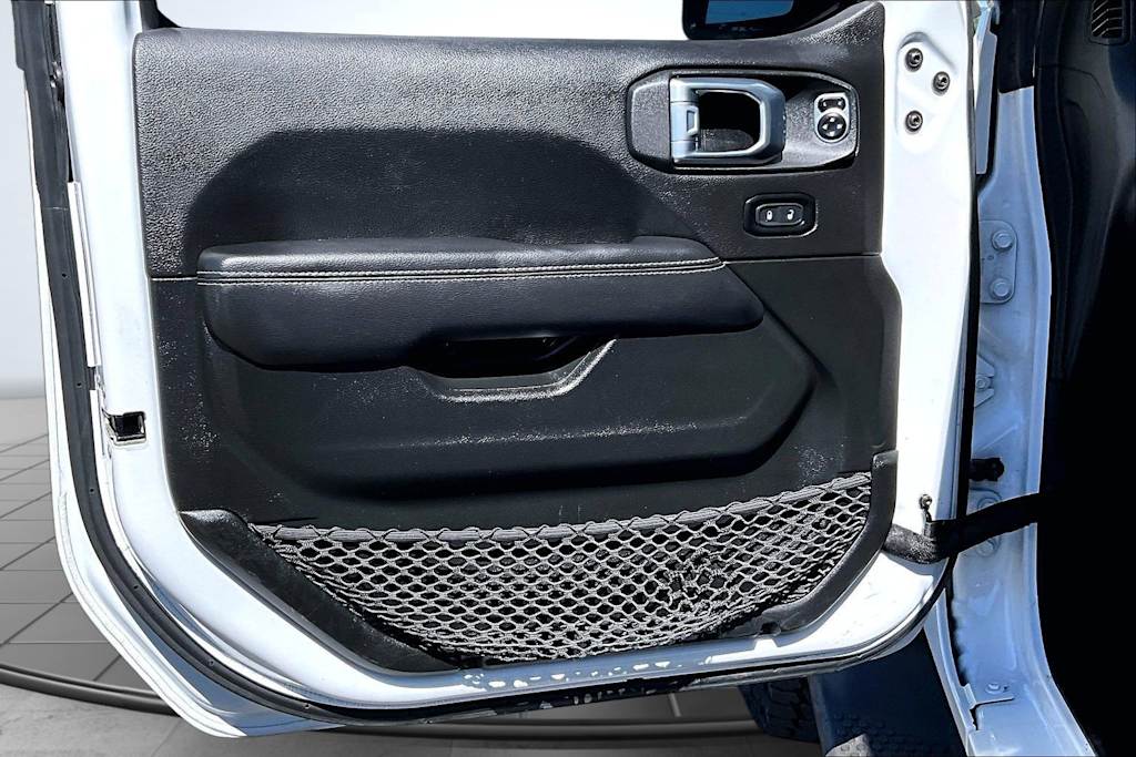 Thumbnail: 2023 Jeep Wrangler - 29