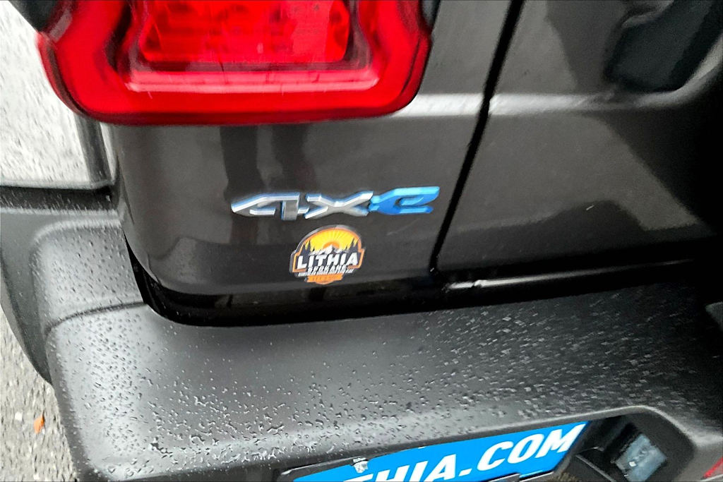 Thumbnail: 2023 Jeep Wrangler - 21