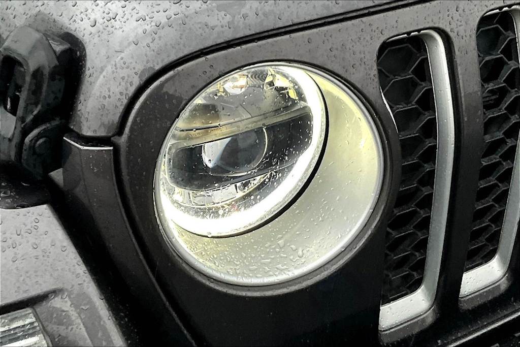 Thumbnail: 2023 Jeep Wrangler - 20