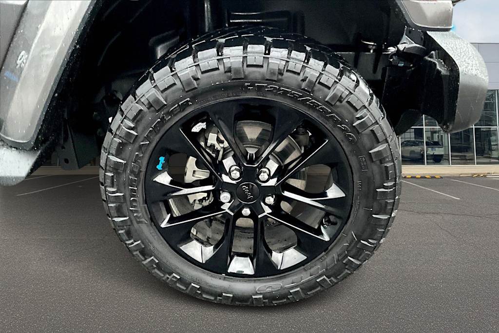 Thumbnail: 2023 Jeep Wrangler - 34