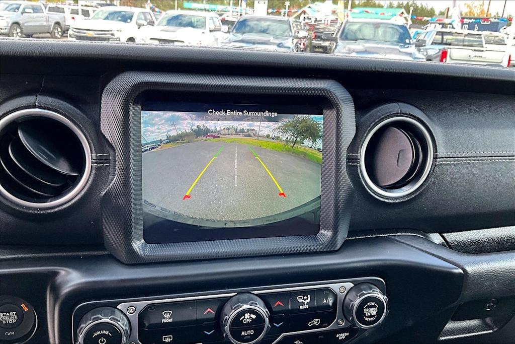 Thumbnail: 2023 Jeep Wrangler - 28
