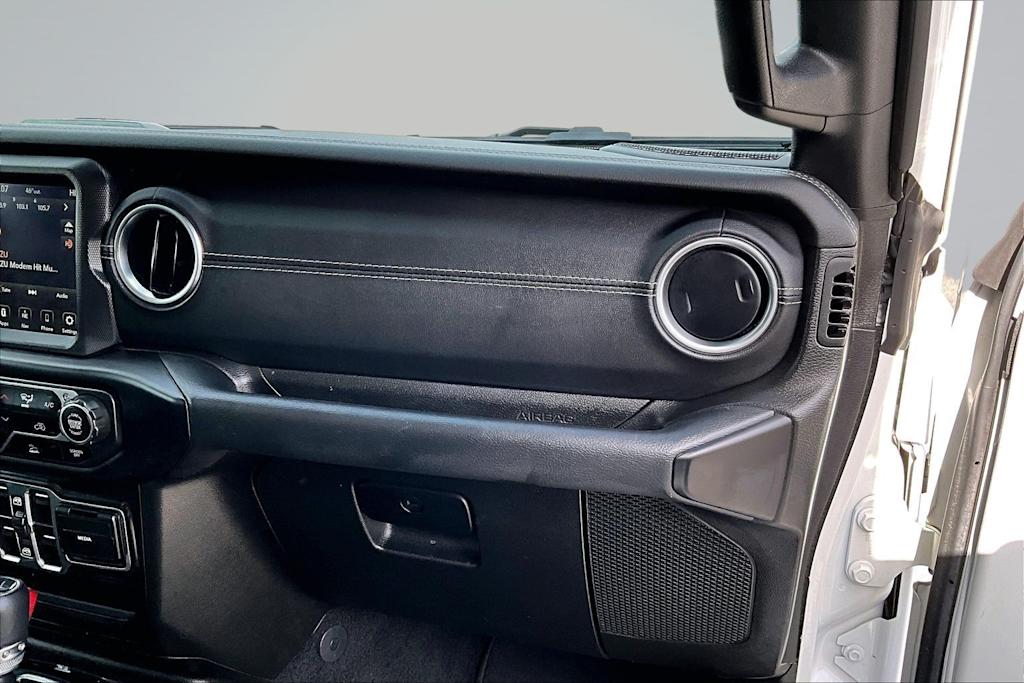 Thumbnail: 2023 Jeep Wrangler - 25