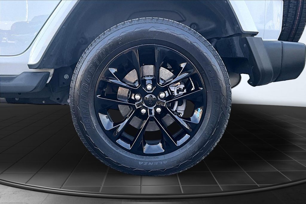 Thumbnail: 2023 Jeep Wrangler - 35