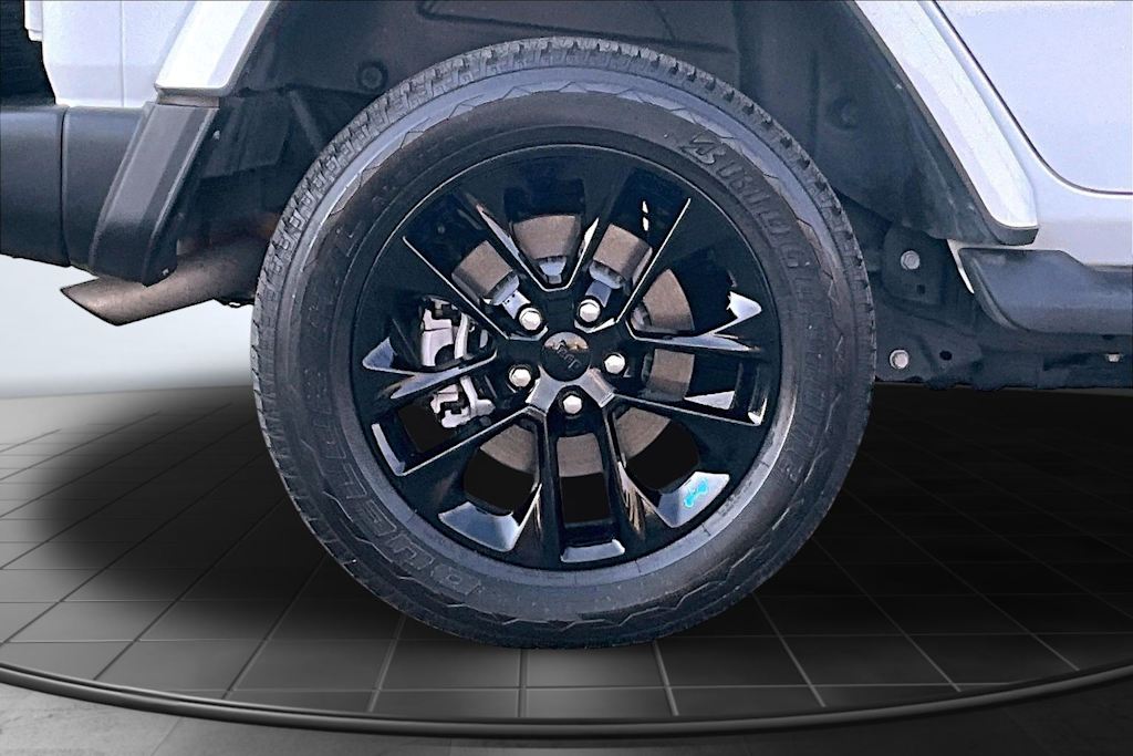 Thumbnail: 2023 Jeep Wrangler - 36