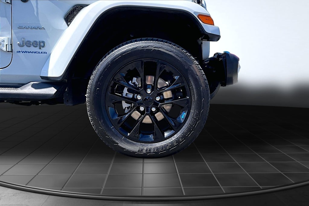 Thumbnail: 2023 Jeep Wrangler - 34