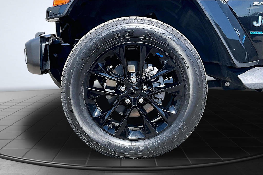 Thumbnail: 2023 Jeep Wrangler - 8