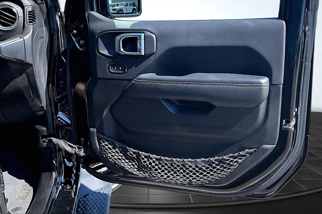 Thumbnail: 2023 Jeep Wrangler - 29