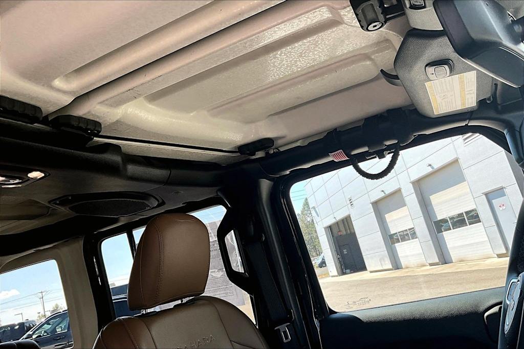 Thumbnail: 2023 Jeep Wrangler - 30