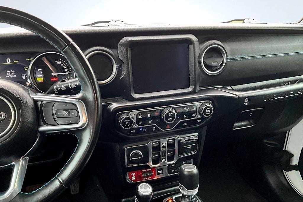 Thumbnail: 2023 Jeep Wrangler - 14