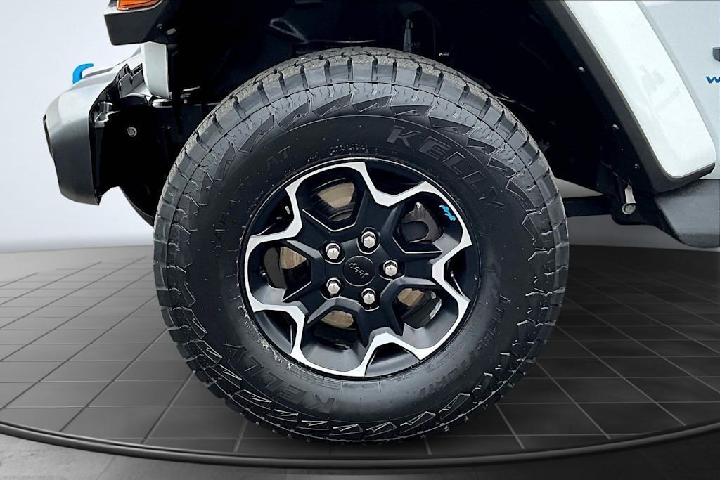 Thumbnail: 2023 Jeep Wrangler - 7