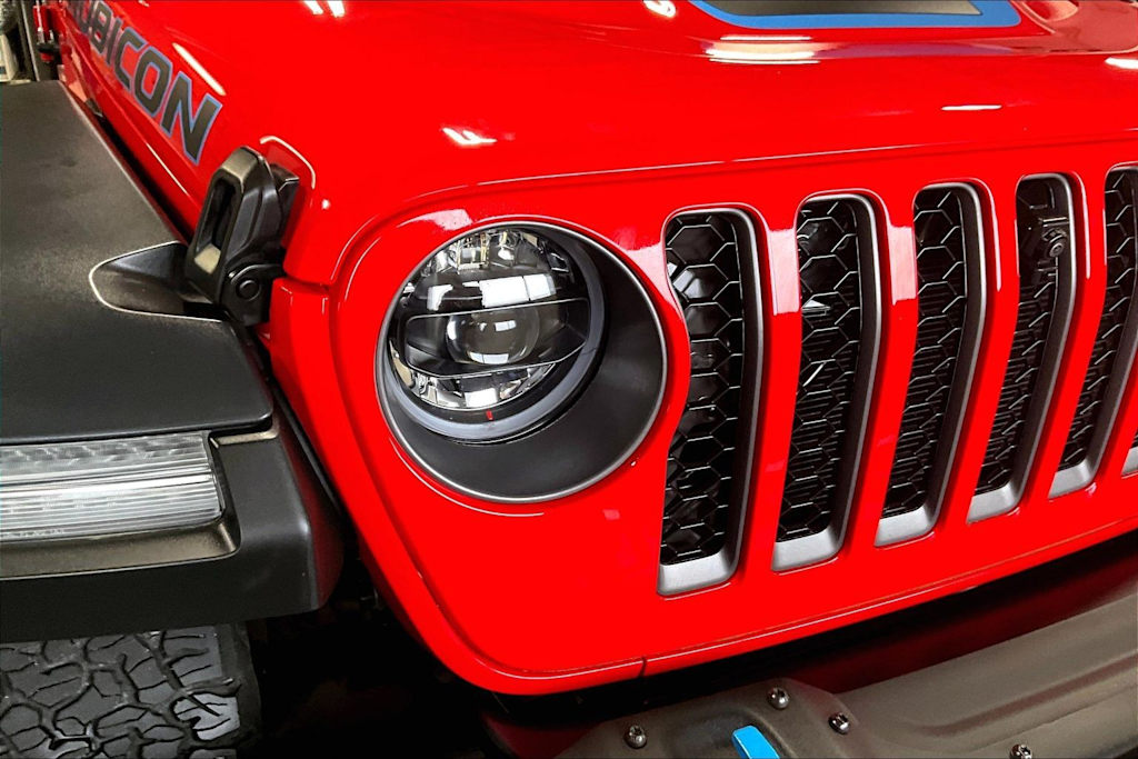 Thumbnail: 2023 Jeep Wrangler - 31