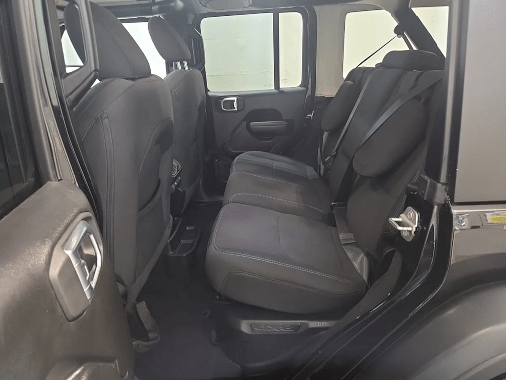 Thumbnail: 2023 Jeep Wrangler - 6