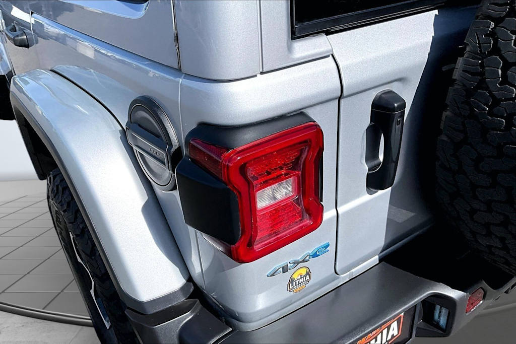 Thumbnail: 2023 Jeep Wrangler - 32