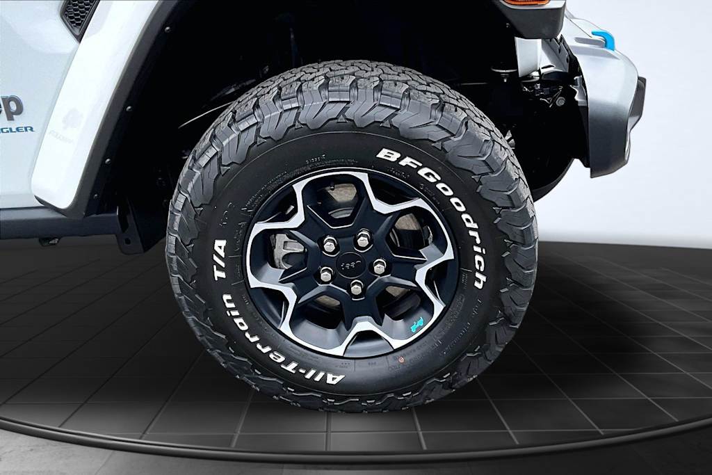 Thumbnail: 2023 Jeep Wrangler - 34
