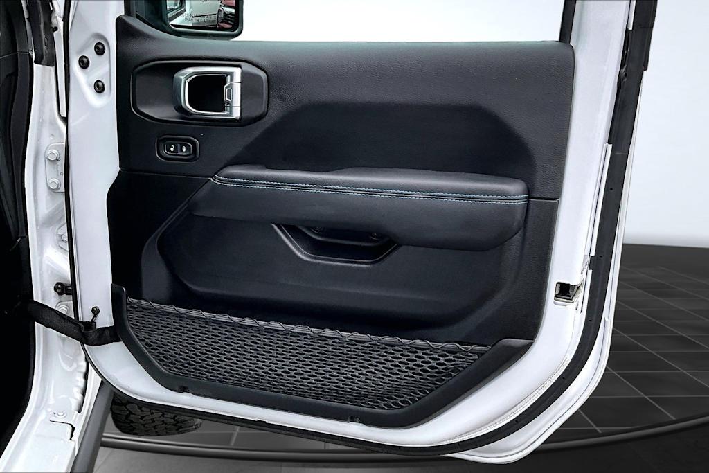 Thumbnail: 2023 Jeep Wrangler - 29