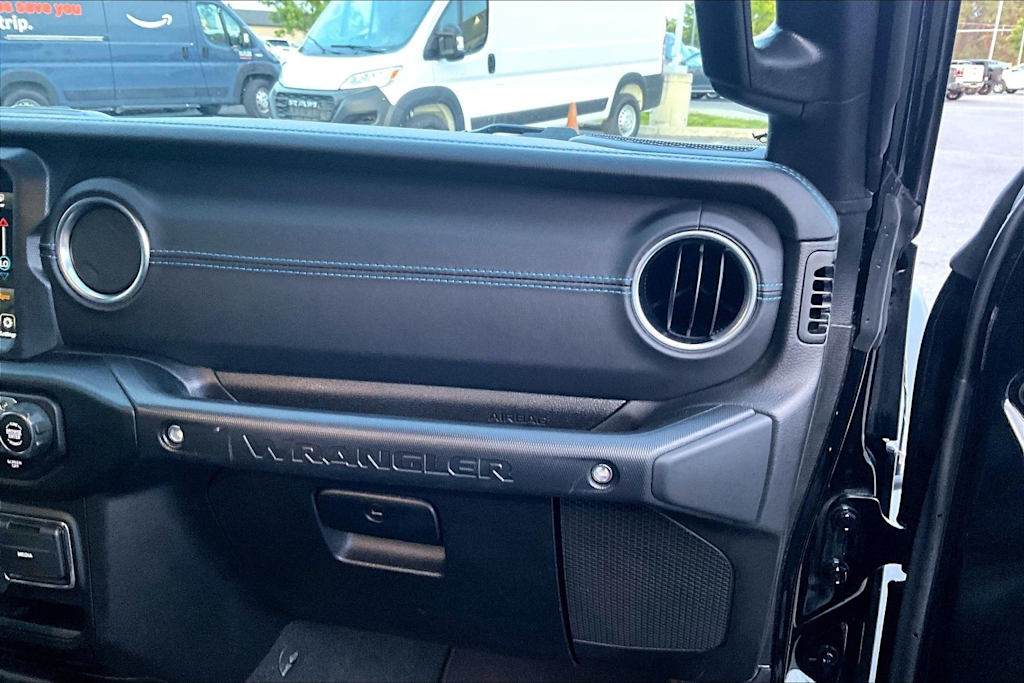 Thumbnail: 2023 Jeep Wrangler - 25