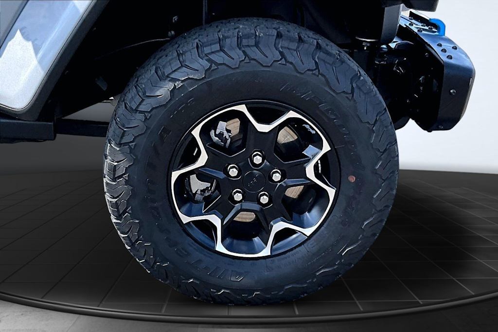 Thumbnail: 2021 Jeep Wrangler - 34
