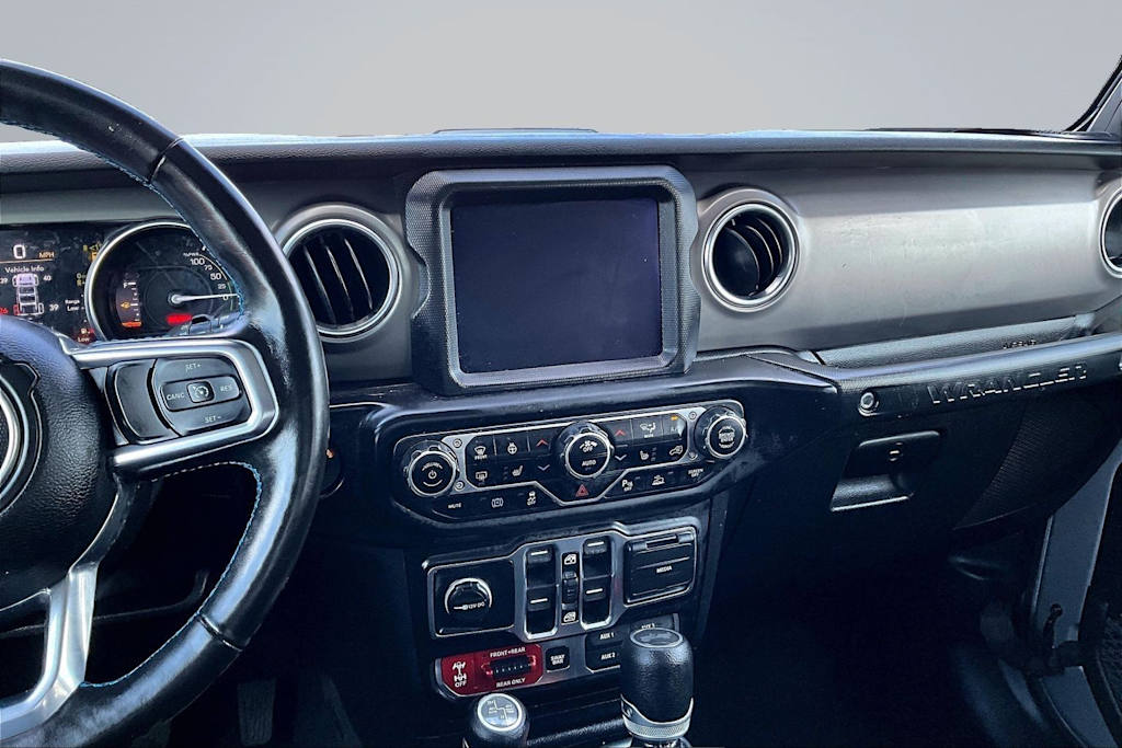 Thumbnail: 2021 Jeep Wrangler - 15