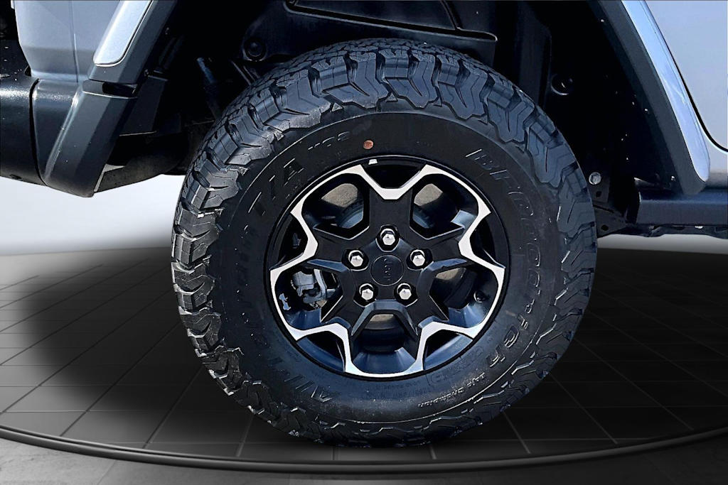 Thumbnail: 2021 Jeep Wrangler - 35