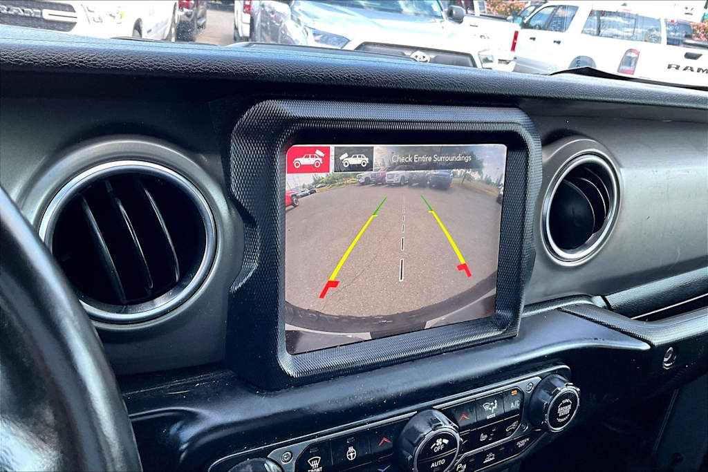 Thumbnail: 2021 Jeep Wrangler - 16