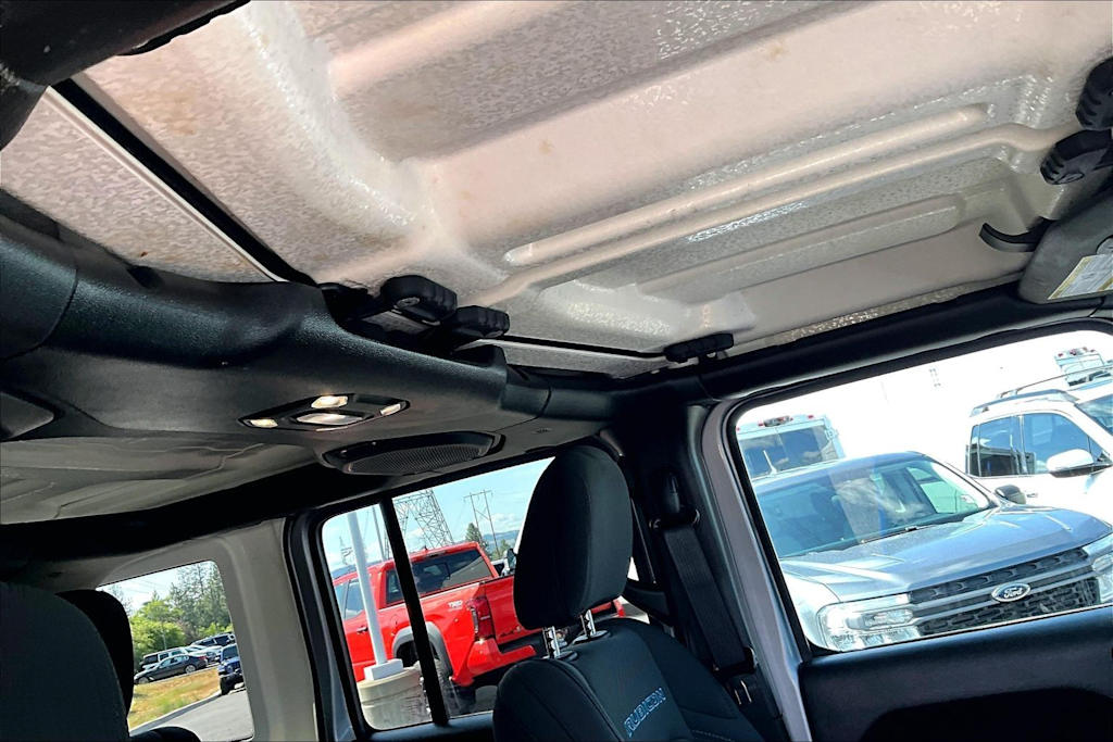 Thumbnail: 2021 Jeep Wrangler - 30