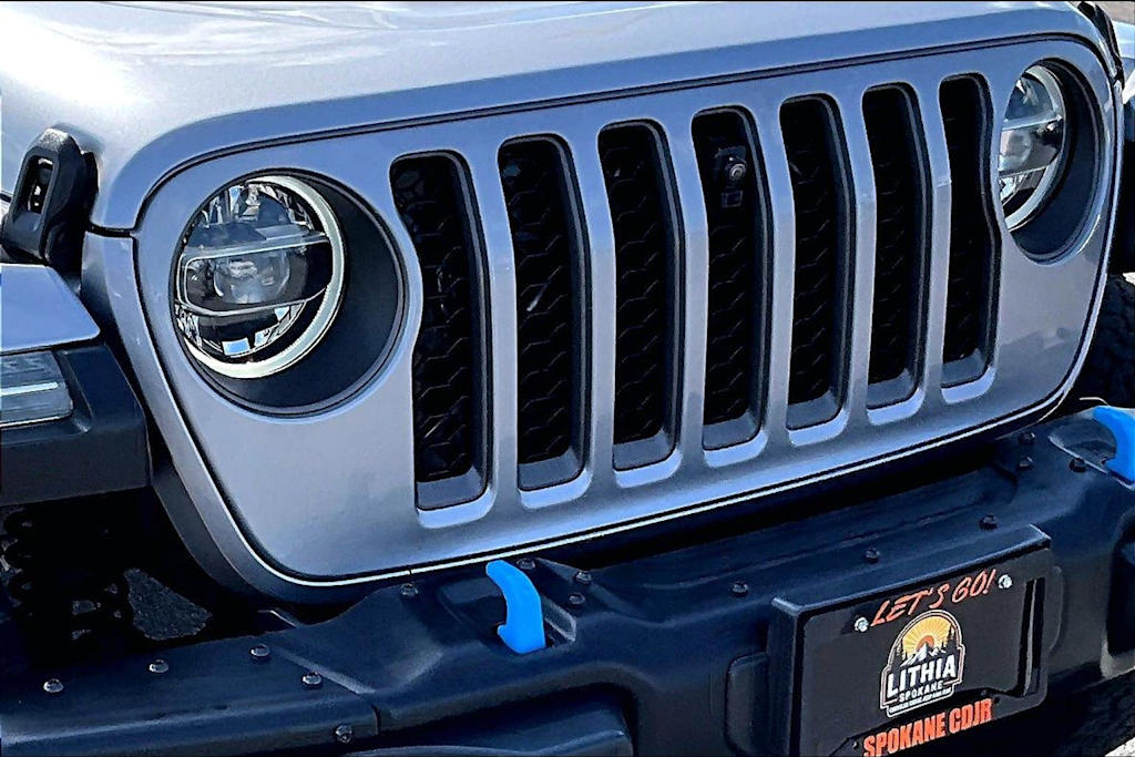 Thumbnail: 2021 Jeep Wrangler - 33