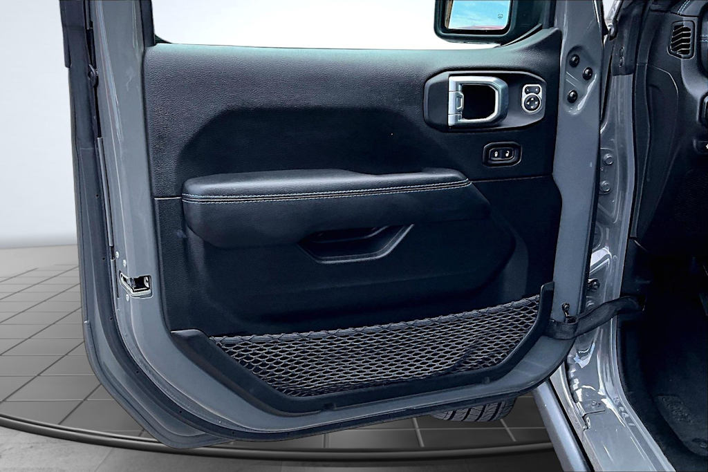 Thumbnail: 2023 Jeep Wrangler - 28