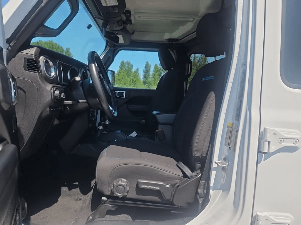 Thumbnail: 2023 Jeep Wrangler - 4