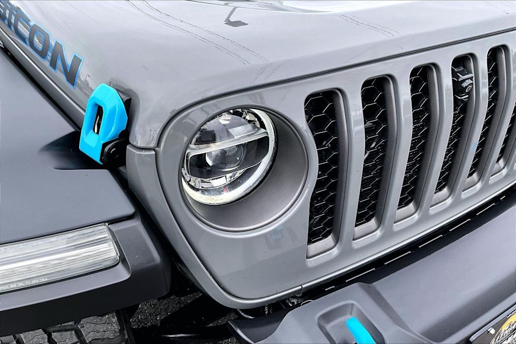 Thumbnail: 2021 Jeep Wrangler - 31