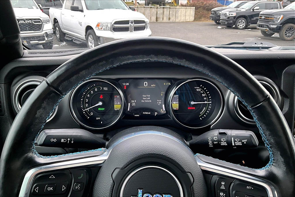 Thumbnail: 2021 Jeep Wrangler - 21