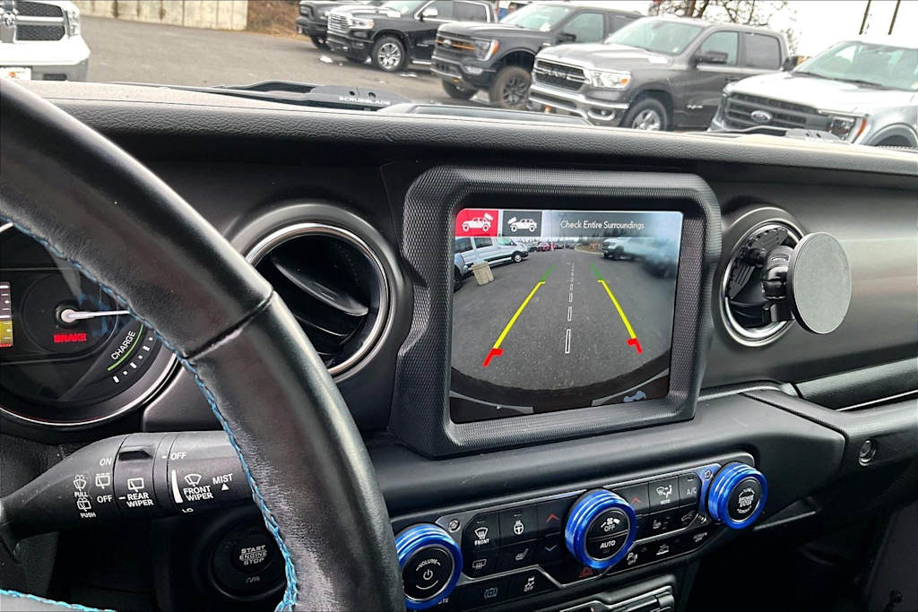 Thumbnail: 2021 Jeep Wrangler - 16