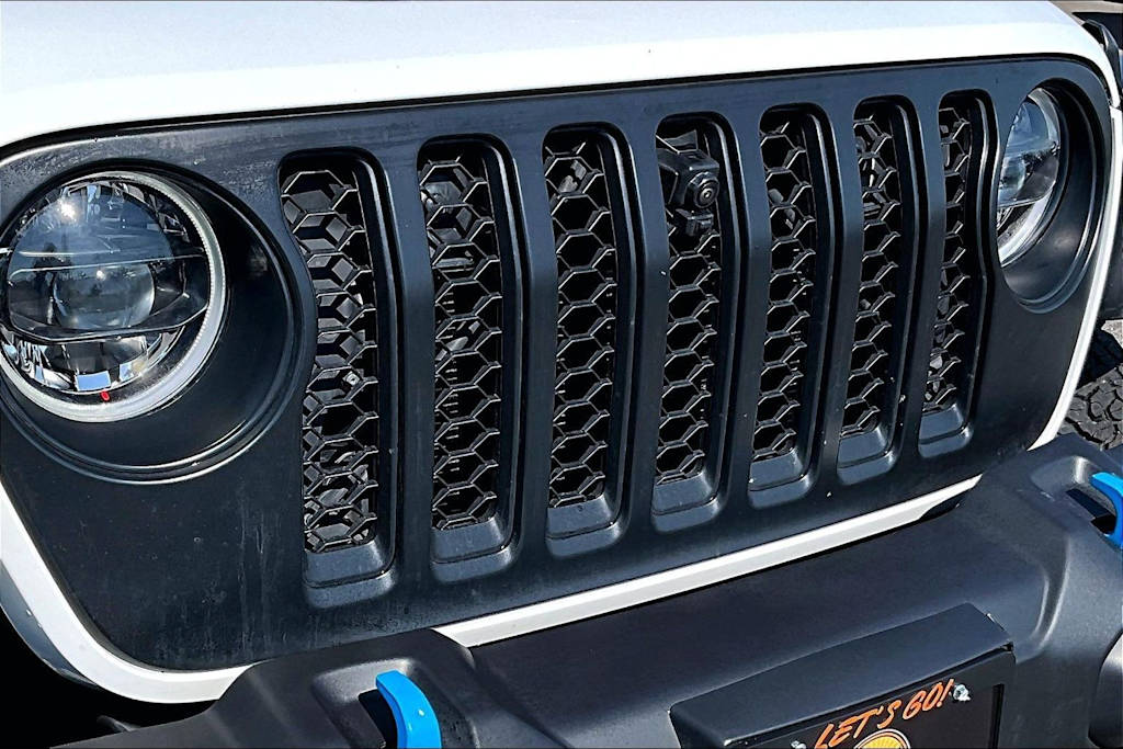Thumbnail: 2023 Jeep Wrangler - 33