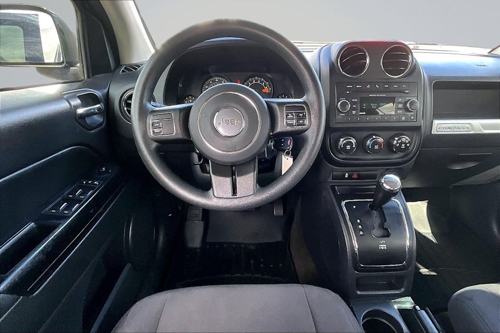 Thumbnail: 2017 Jeep Compass - 13