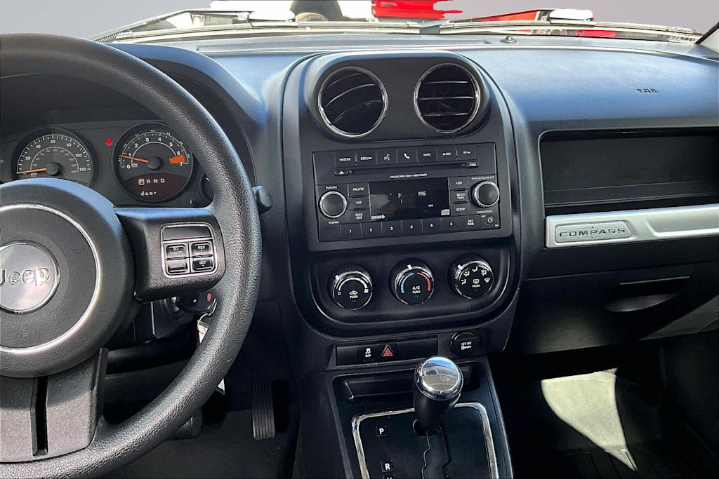 Thumbnail: 2017 Jeep Compass - 14