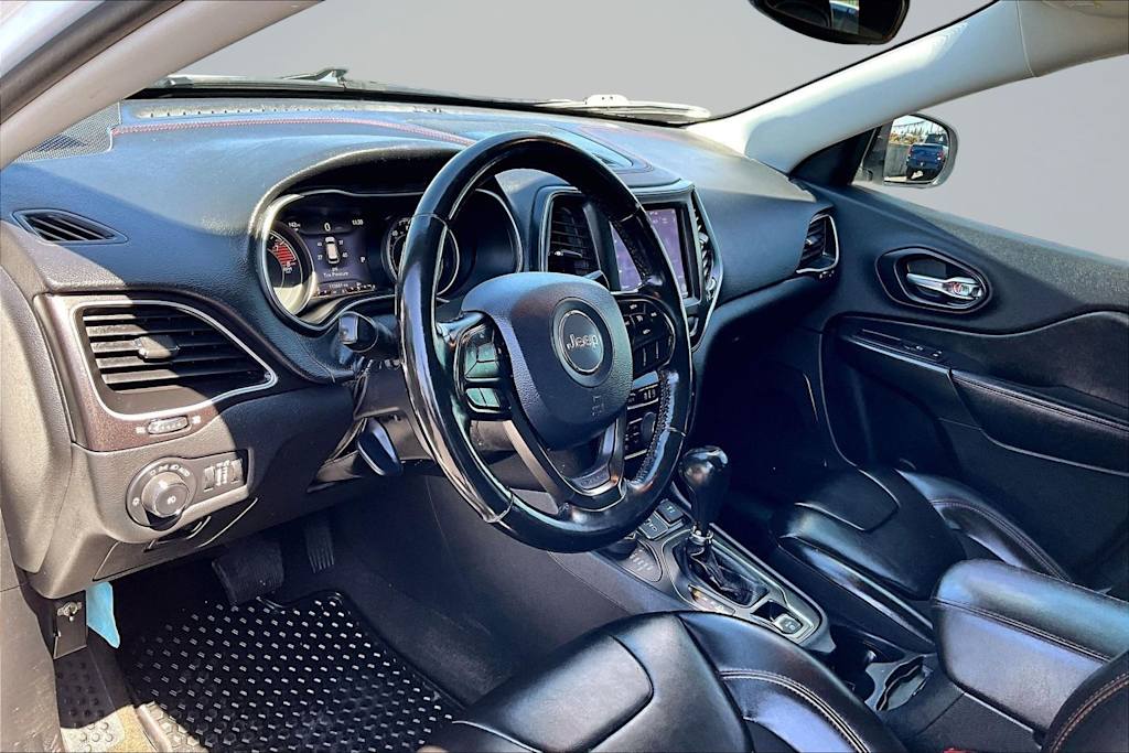 Thumbnail: 2020 Jeep Cherokee - 2