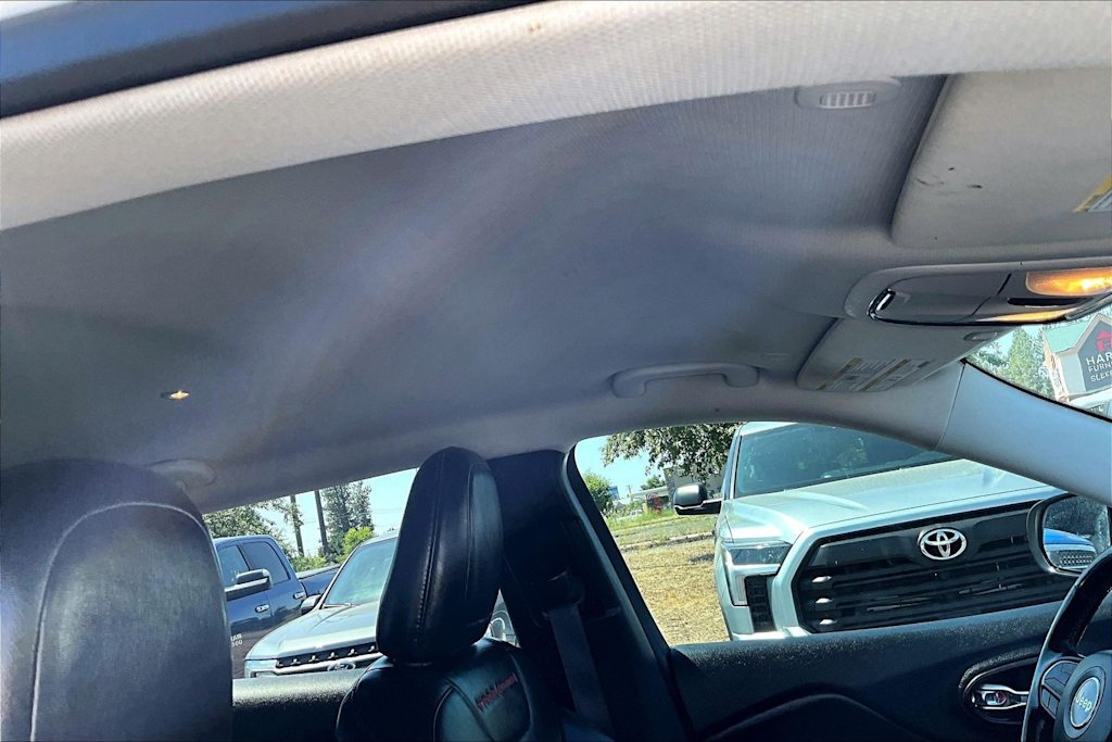 Thumbnail: 2020 Jeep Cherokee - 30