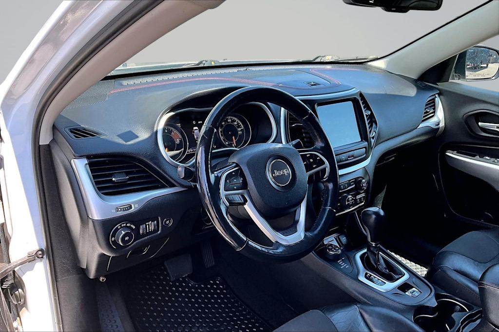 Thumbnail: 2018 Jeep Cherokee - 2