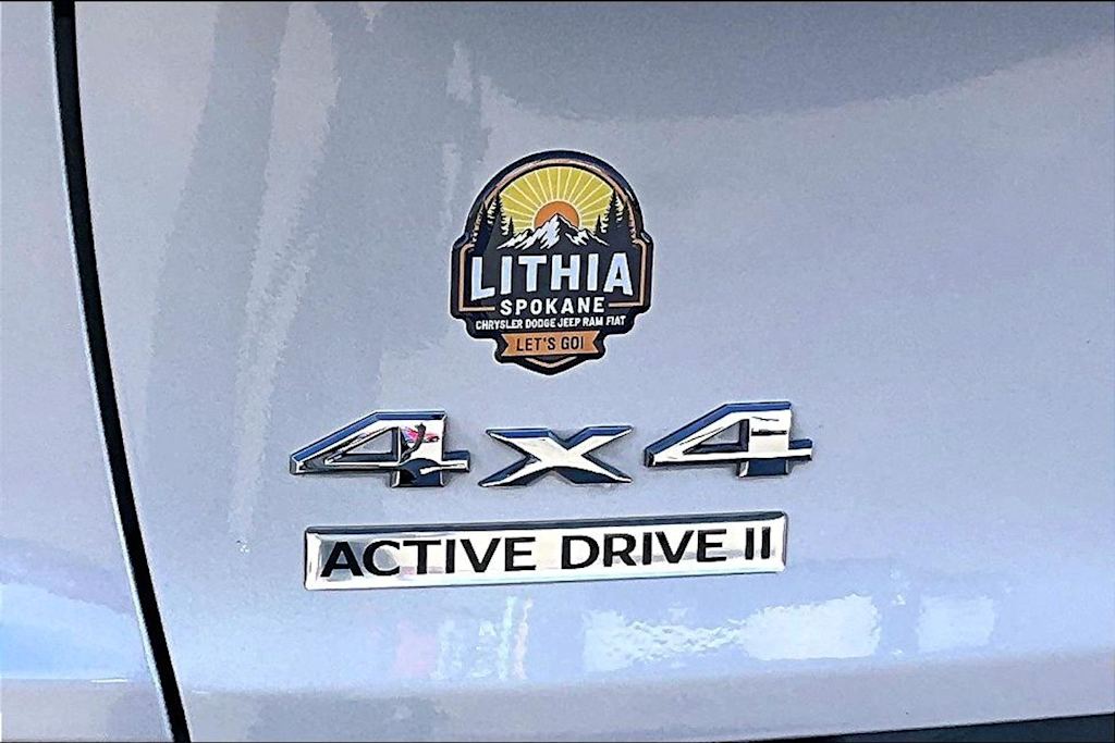 Thumbnail: 2017 Jeep Cherokee - 7