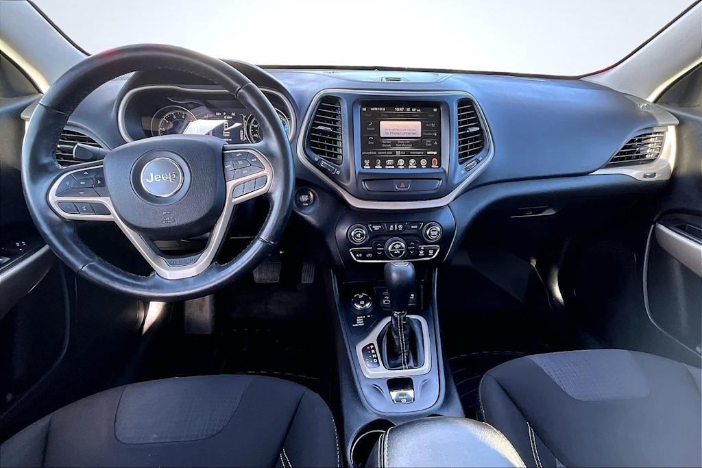 Thumbnail: 2017 Jeep Cherokee - 9