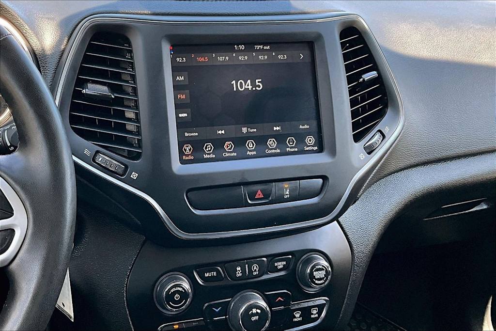 Thumbnail: 2022 Jeep Cherokee - 14