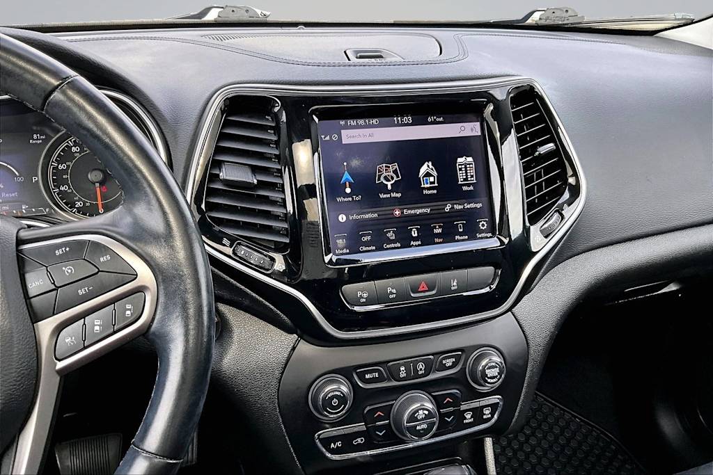 Thumbnail: 2021 Jeep Cherokee - 15