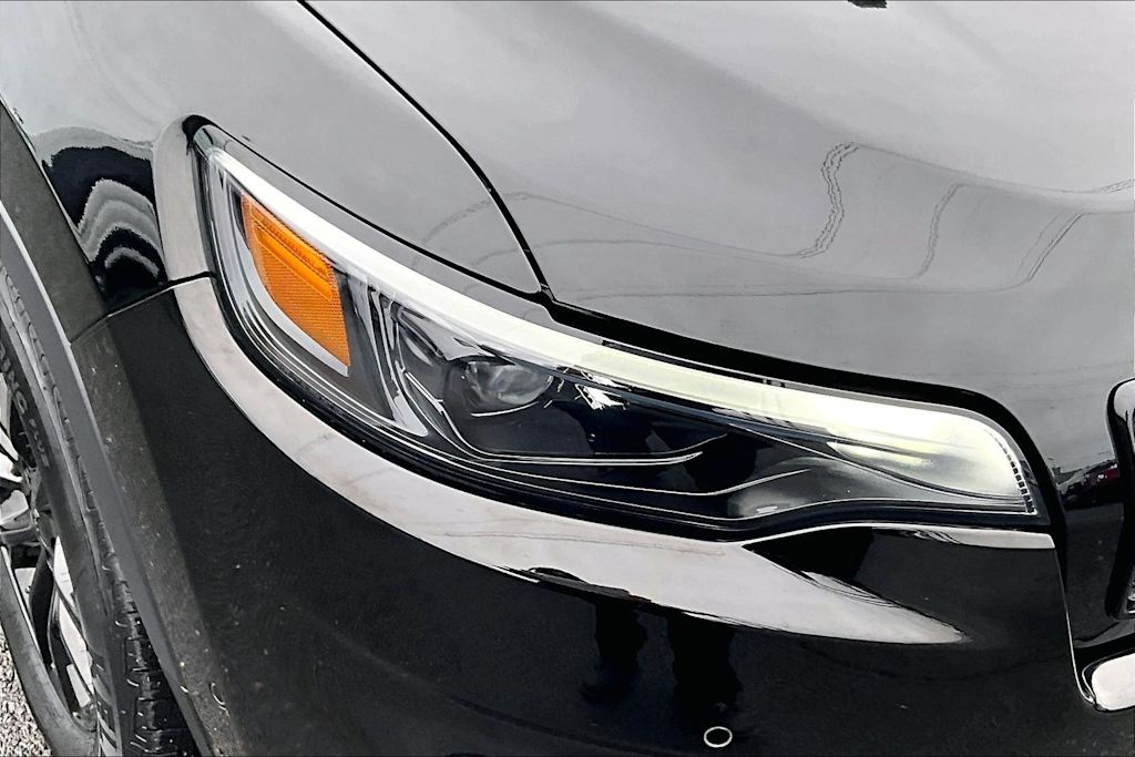 Thumbnail: 2023 Jeep Cherokee - 31