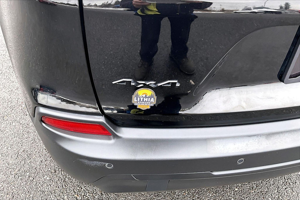 Thumbnail: 2023 Jeep Cherokee - 7