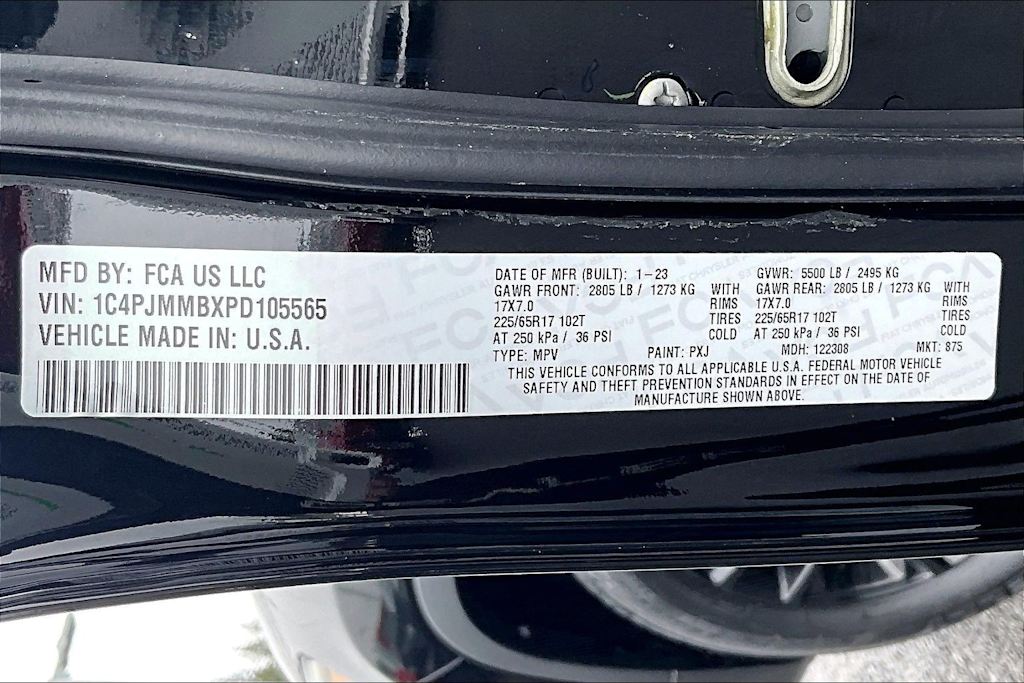 Thumbnail: 2023 Jeep Cherokee - 20