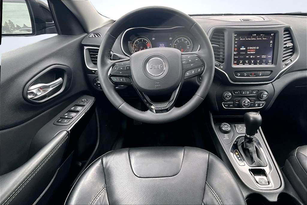 Thumbnail: 2023 Jeep Cherokee - 14