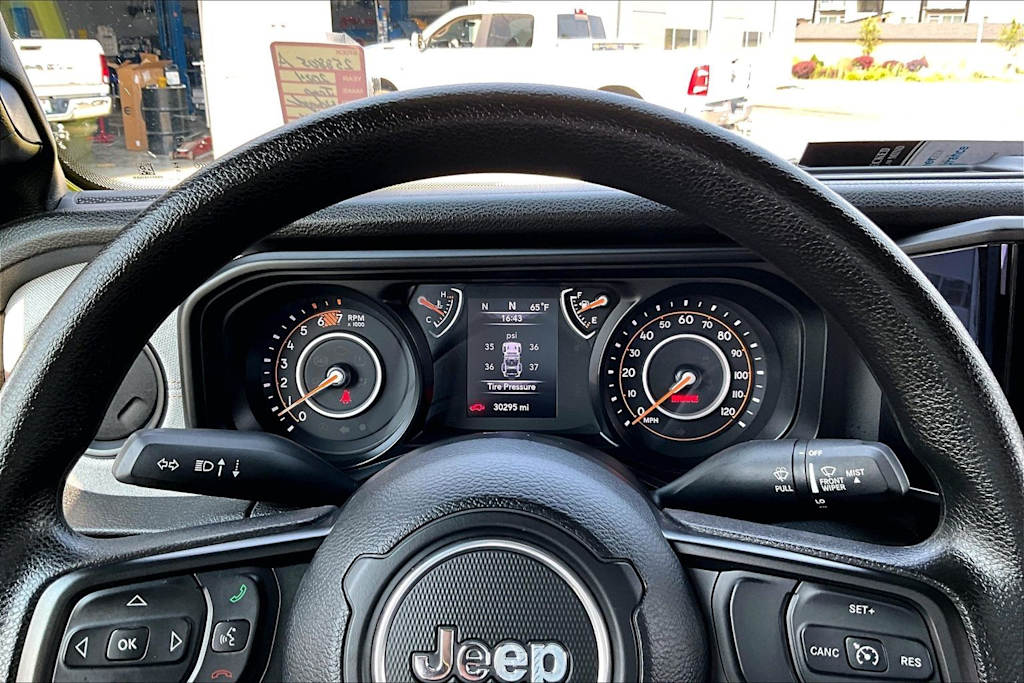 Thumbnail: 2024 Jeep Wrangler - 19