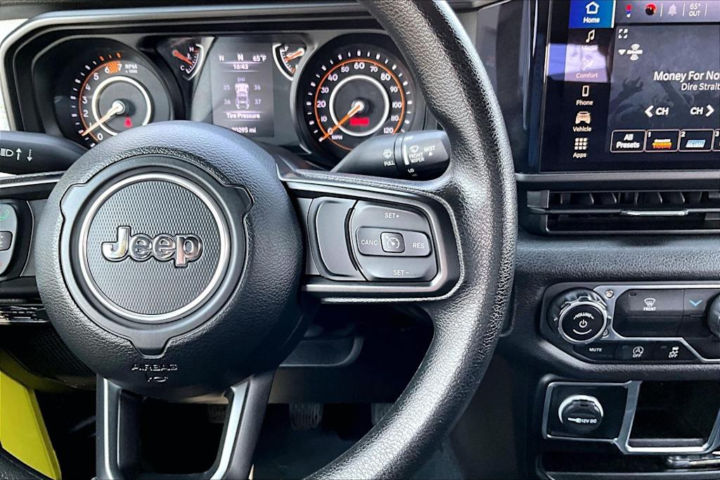 Thumbnail: 2024 Jeep Wrangler - 25