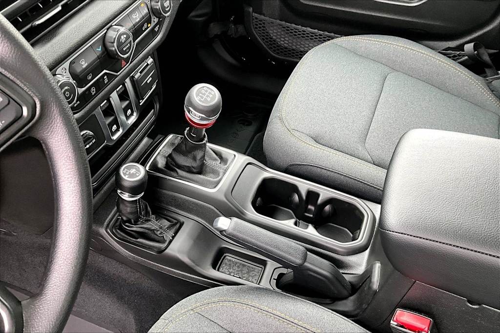 Thumbnail: 2026 Jeep Wrangler - 16