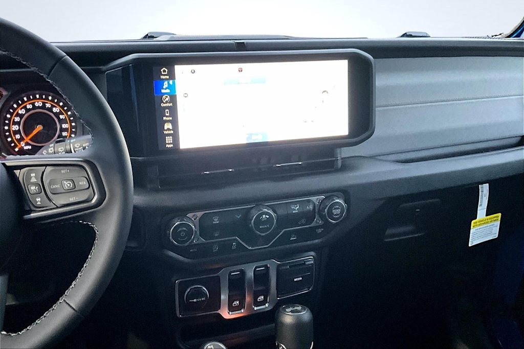 Thumbnail: 2026 Jeep Wrangler - 15