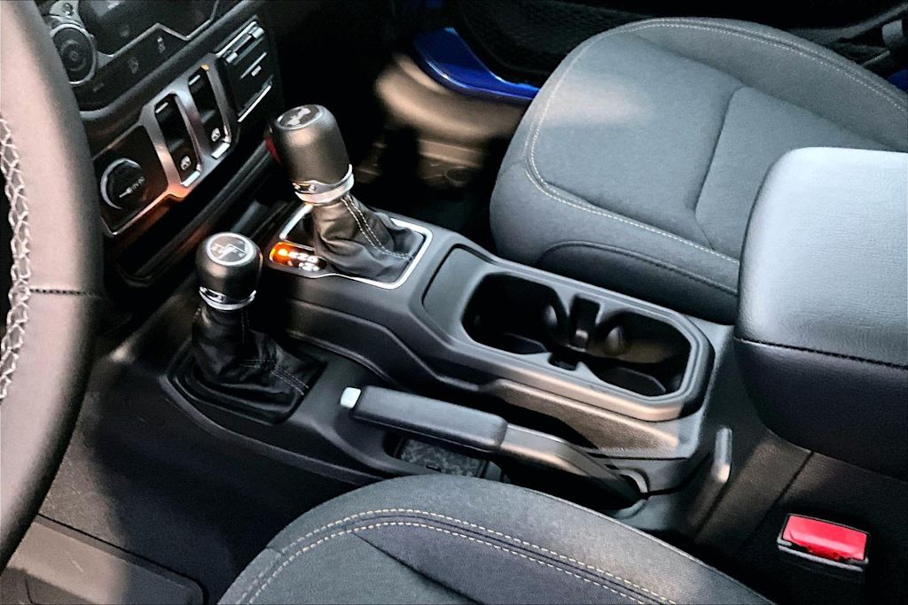 Thumbnail: 2026 Jeep Wrangler - 16